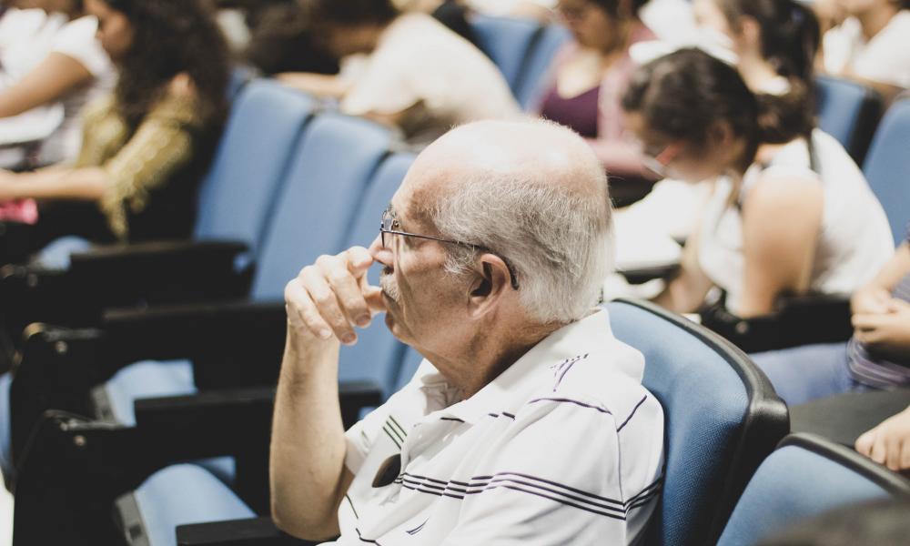 Prioritario Capacitarnos en Auxilios Psicológicos Conferencista en CUCosta