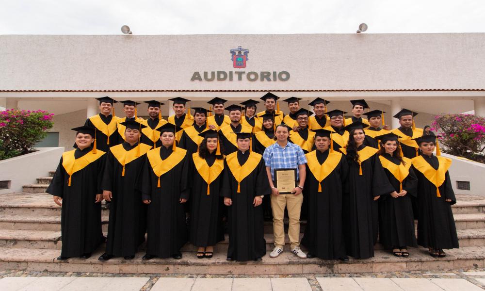 Egresa quinta generación de la Licenciatura en Cultura Física y Deportes