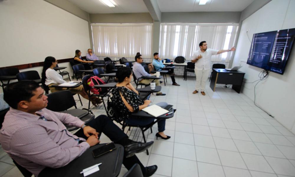 CUCosta sede del “Primer Coloquio de Intercentros de Emprendimiento de Negocios”.