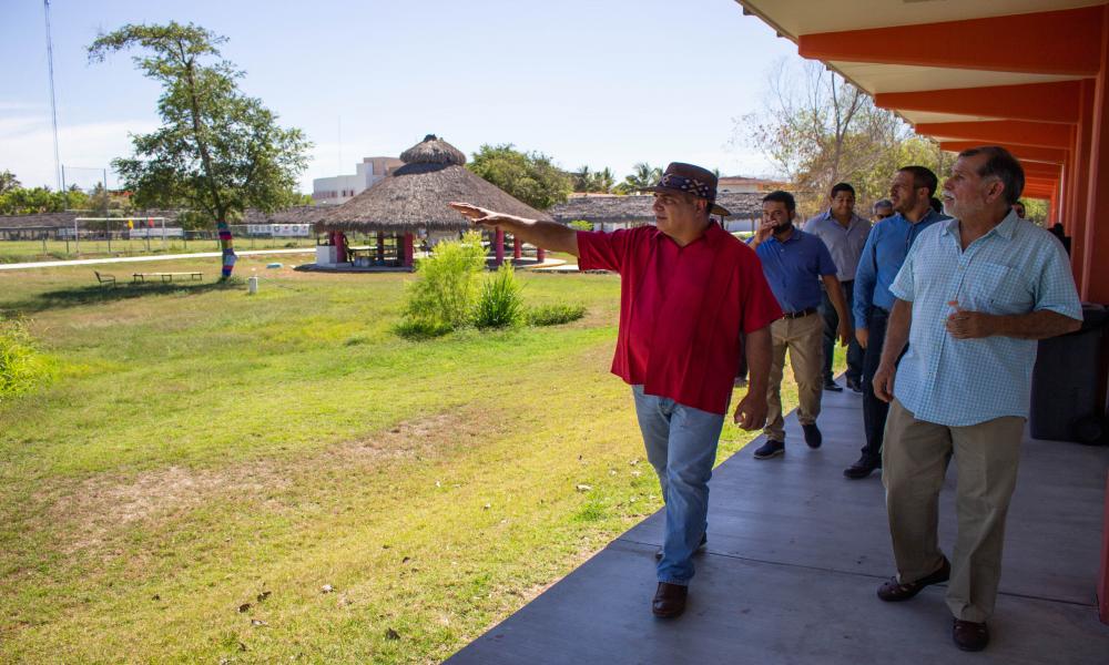 Cooperación entre autoridades municipales y universitarias en pro de la Comunidad Universitaria del CUCosta