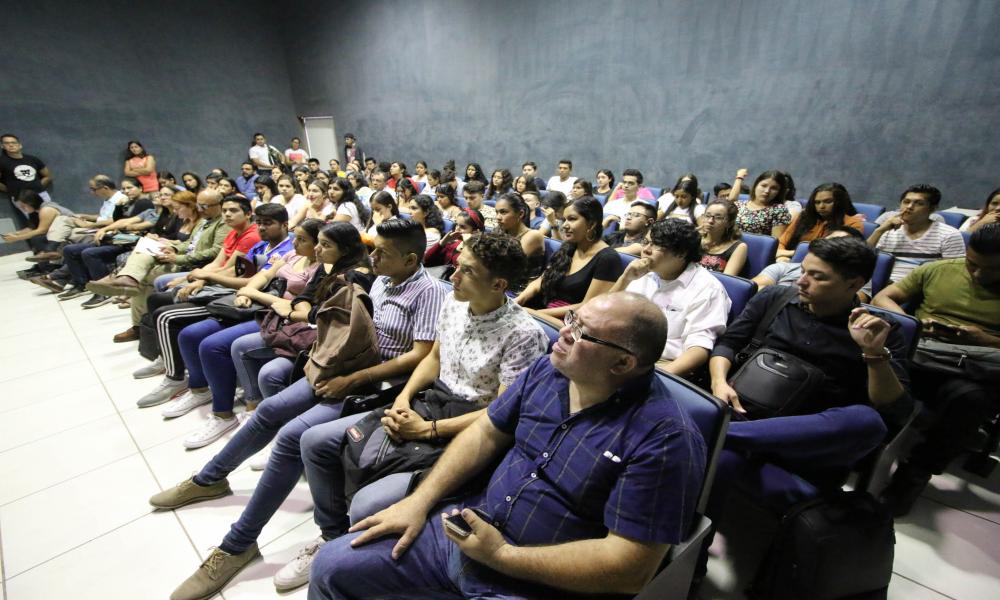 En el CUCosta Impartieron la Conferencia “Economía Feminista, Nuevos Retos del Trabajo en el Siglo XXI”
