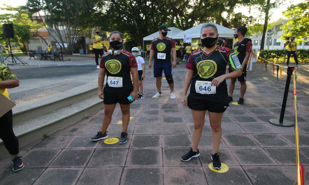 Todo un éxito la 4ta. Carrera Leones Negros Puerto Vallarta en formato híbrido