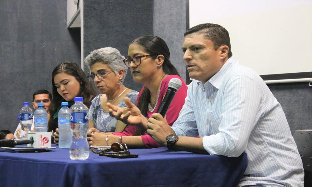 En el CUCosta Conmemoraron “Día Internacional de la Mujer” con el Panel “Medidas Contra la Alerta de Género”