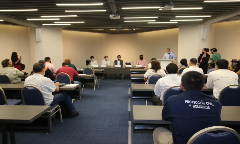 Se reúnen expertos de REDESCLIM y analizan fenómenos hidrometeorológicos y climáticos