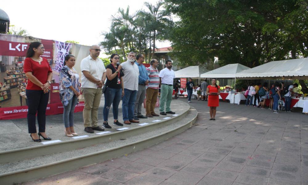 Espacio de Ideas, Acciones y Conocimiento en “Tu Librería Carlos Fuentes” en el CUCosta