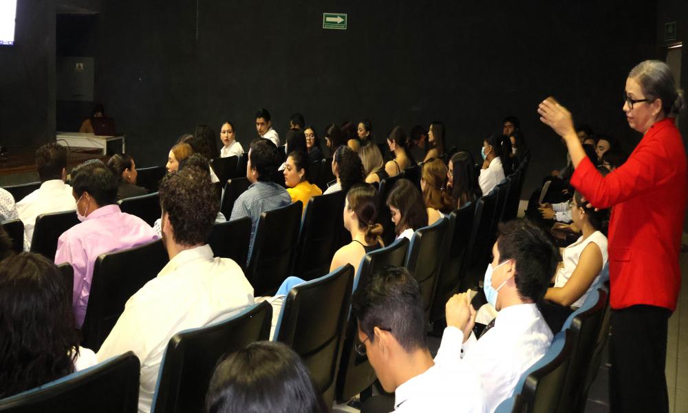 Participaron estudiantes en ponencias de prevención de “Micosis”