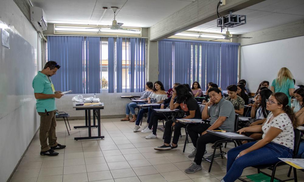 2706 Aspirantes buscan un espacio en el CUCosta