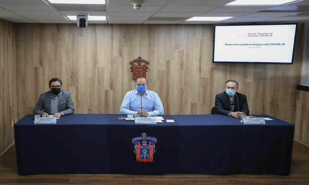 Llama UdeG a reconsiderar reapertura de cines y teatros