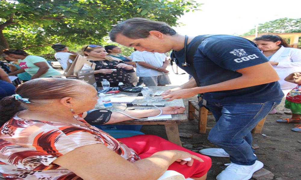 Más de 2 Toneladas de Víveres, fueron entregadas en Teocintle y Campo Acosta por “Brigadas Universitarias del CUCosta”