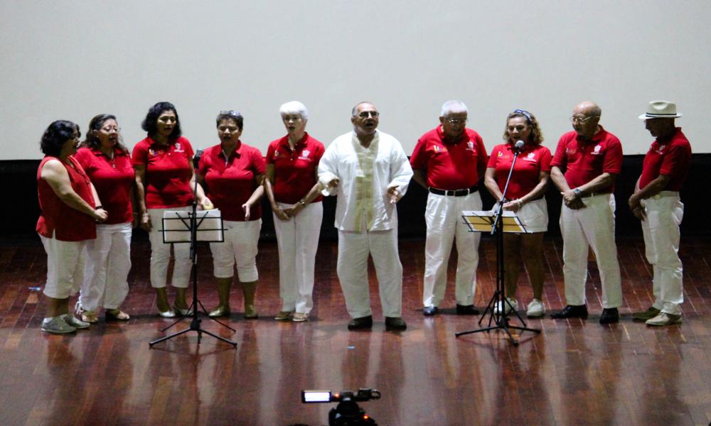 En CUCosta con Gran Ambiente Familiar y Excelente Espectáculo, Concluyó Ceremonia de Clausura del SUAM.