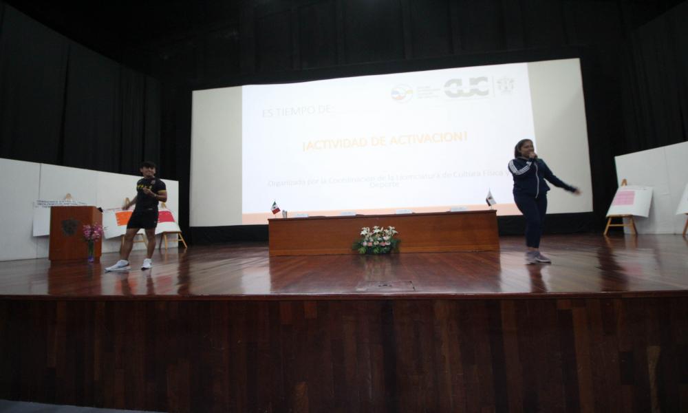 Se desarrolla con éxito el primer curso “Clase de Análisis de Problemas Globales del Siglo XXI”