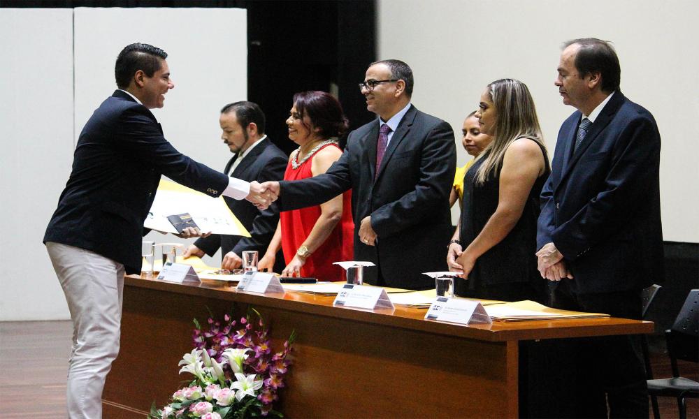 Egresó del CUCosta la XIX Generación de la Licenciatura en Enfermería “María Esther Palma Sandoval”