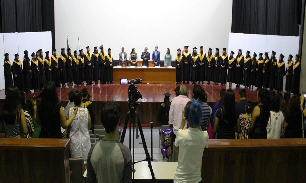 Egresó la XLIII Generación de la Licenciatura en Administración del CUCosta