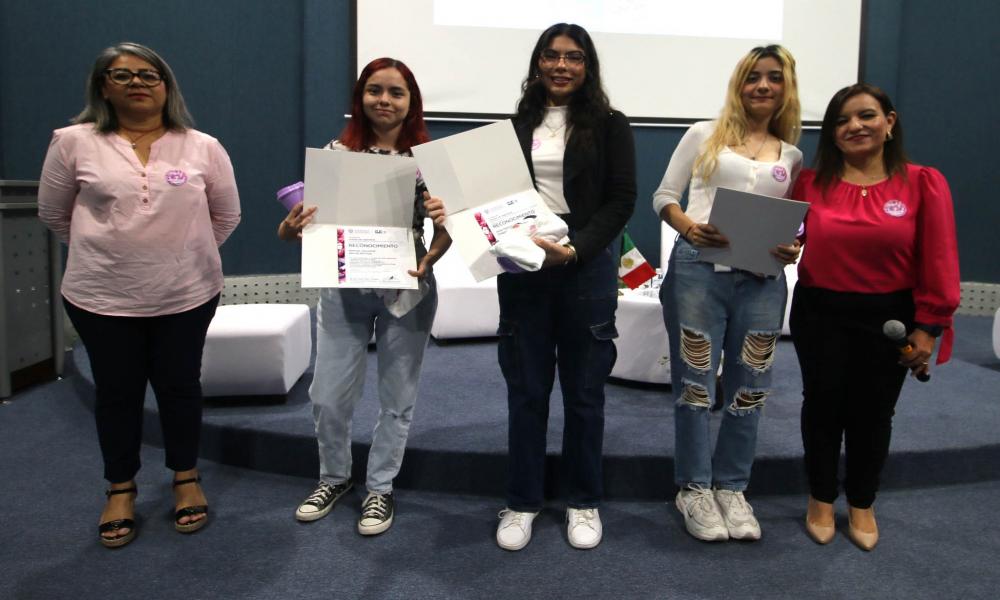 Motivan a jovencitas a estudiar carreras afines a las Ingenierías