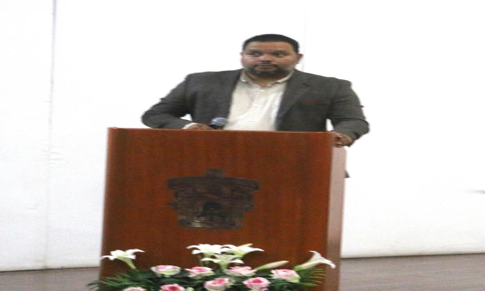 Egresa Primera Generación de Especialidades Médicas en CUCosta