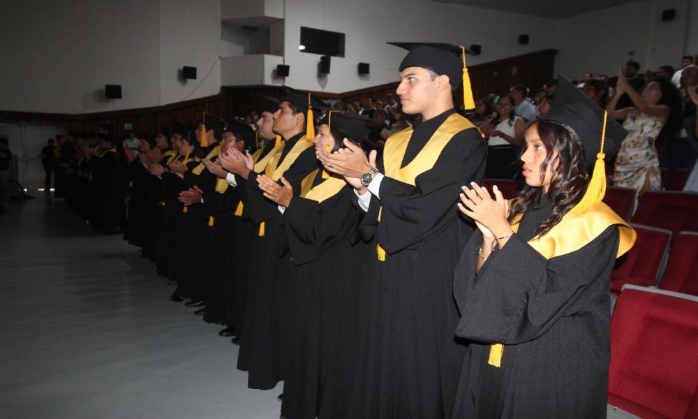 Concluye con satisfacción, la XVI Generación de la Licenciatura en Cultura Física y Deportes “Dra. Raquel García Pereda”