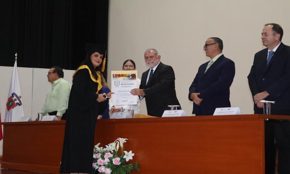 Emotivo acto académico de la XLV Generación de la Licenciatura en Psicología “Mtra. Yolanda Téllez López”