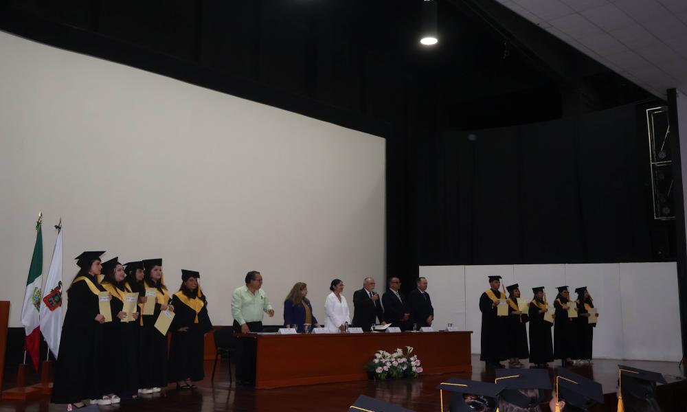 Emotivo acto académico de la XLV Generación de la Licenciatura en Psicología “Mtra. Yolanda Téllez López”