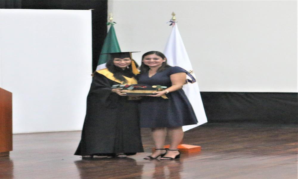 Se titula el 97% de los egresados de la LI Generación de la carrera en Administración “Mtra. Claudia Gauthiez González”