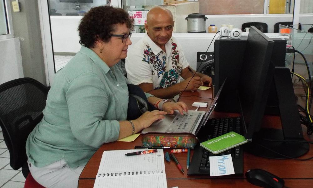 Imparten curso “Alfabetización Digital y Neuroeducación hacia una Inclusión Educativa” a Docentes