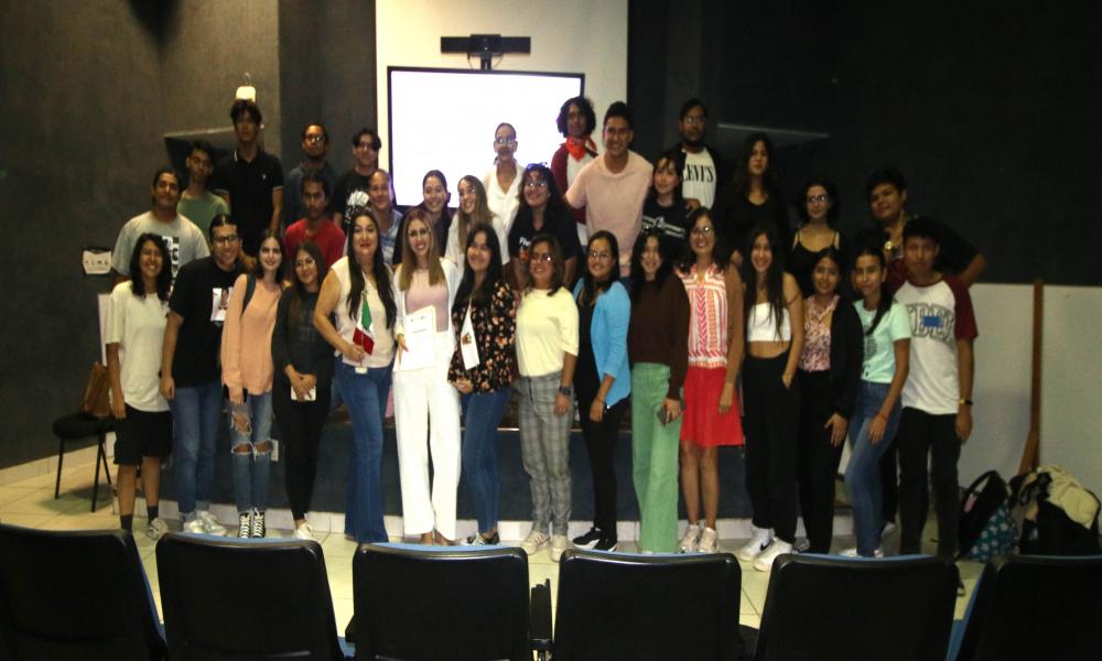 Imparten con Éxito el Taller “AMAR-ME”, en el manejo de la autoestima