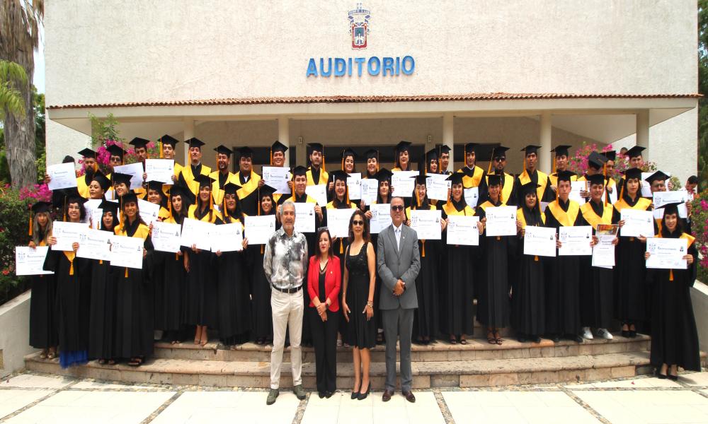 Egresa la XL Generación de Licenciatura en Arquitectura “Mtra. Eloísa Santos Huerta”