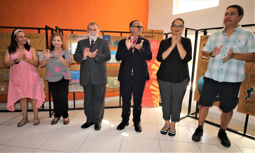 Inauguran Exposición ¡Vive el Arrecife! en CUCosta