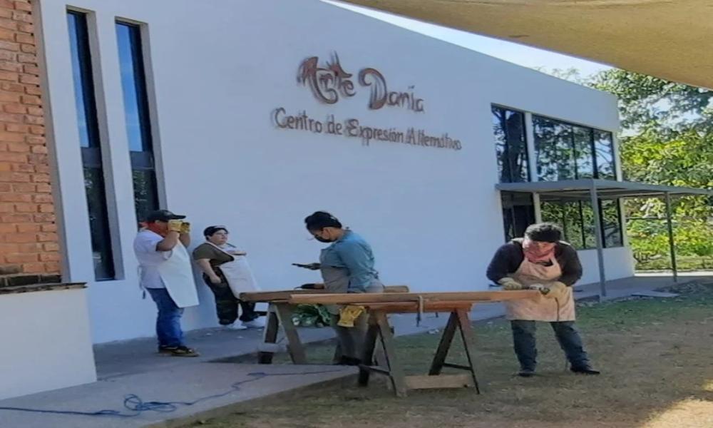 CUCosta es invitado especial en el Simposio Internacional de Escultura en Madera