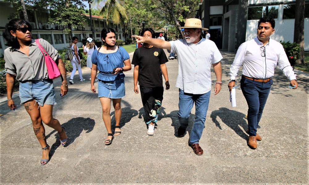 Habrá cuatro baños mixtos en el Centro Universitario de la Costa