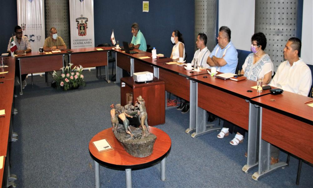 Establecen vínculos entre la comunidad universitaria con el sector empresarial