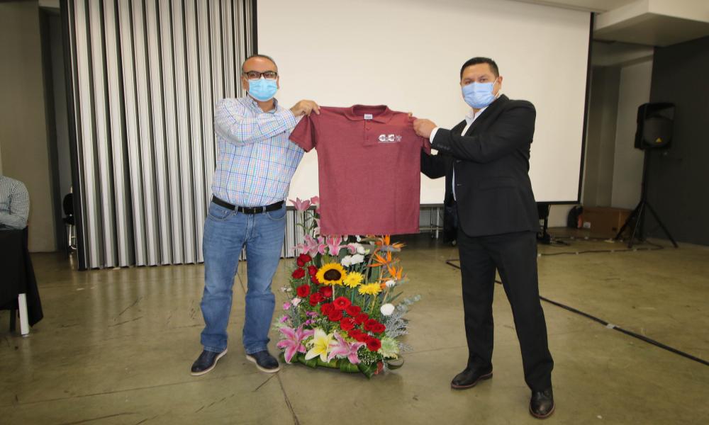 Recibe CUCosta certificación-reconocimiento a la Licenciatura en Cultura Física y Deportes