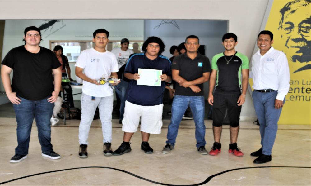 Estudiantes de la carrera Ingeniería en Telemática crean carritos eléctricos