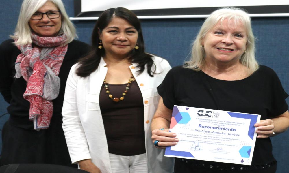 Impartieron Conferencia “Transformaciones e Impactos y Tecnologías en las Ciudades Turísticas”