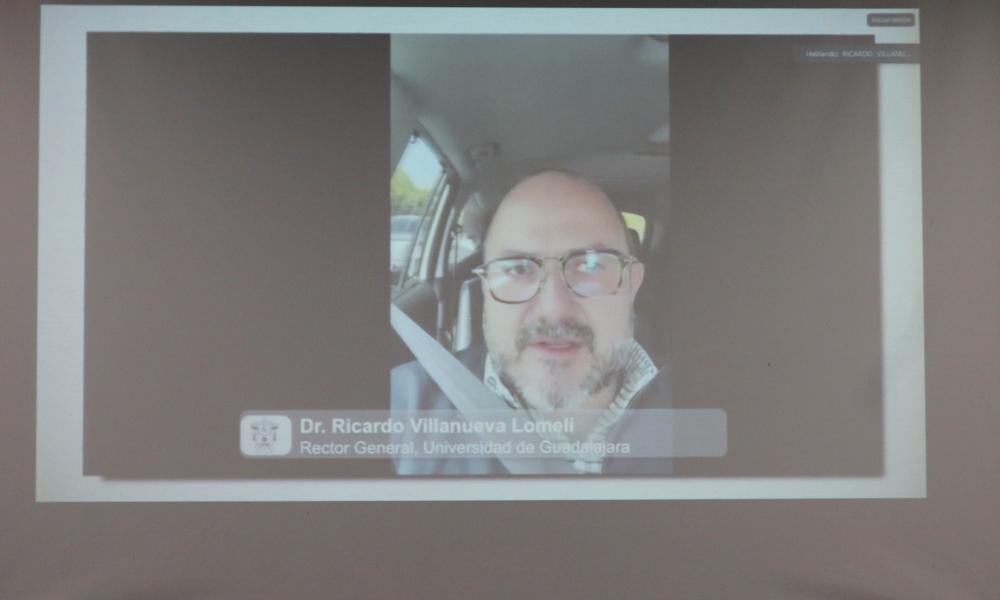 UdeG y ASU lanzan curso de inglés para la industria de los semiconductores