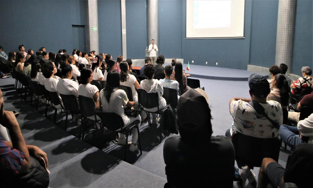 Invitan a los jóvenes a realizar investigaciones y obtener apoyos económicos