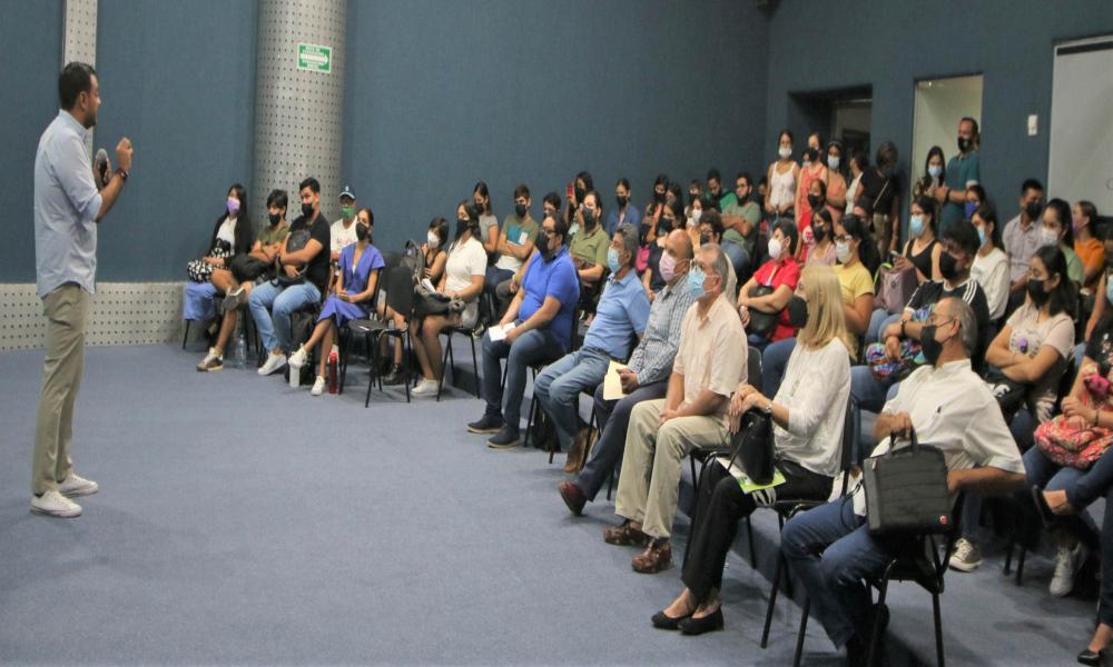 Van 8 años de motivar a estudiantes a realizar proyectos de investigación