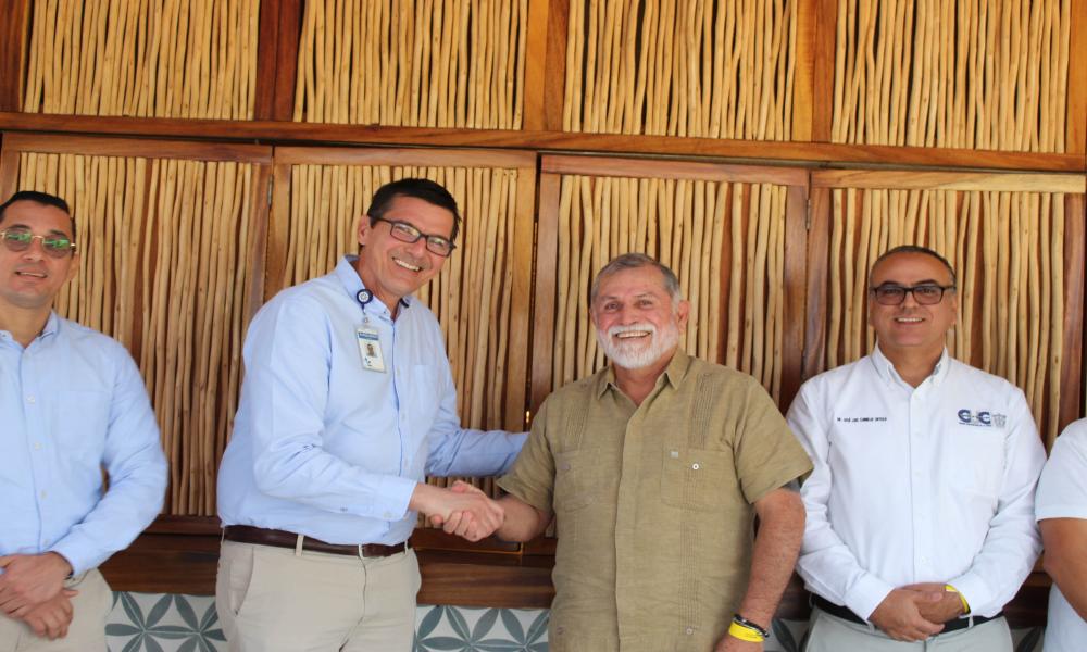 CUCosta firma convenio con Vidanta para prácticas profesionales