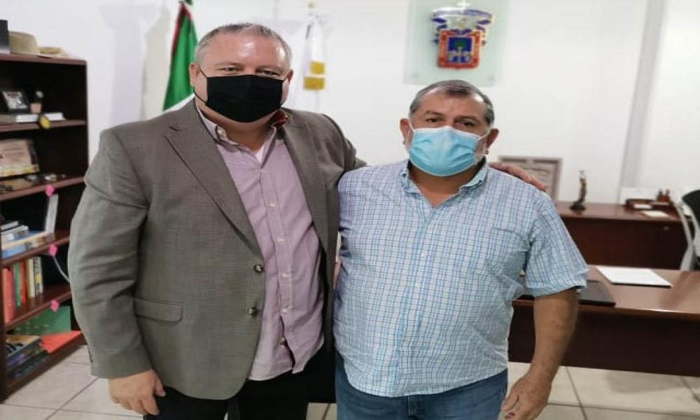 Muestra CUCosta interés en colaborar para atender problemas de Puerto Vallarta