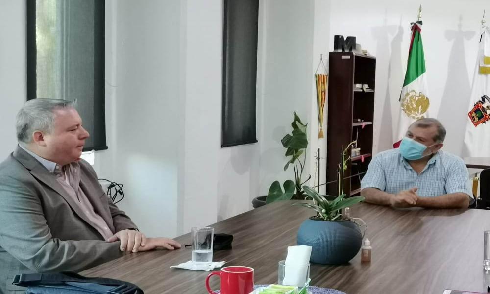 Muestra CUCosta interés en colaborar para atender problemas de Puerto Vallarta