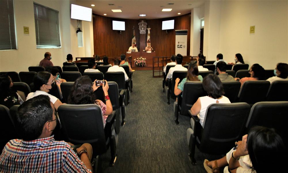 Inician los trabajos para crear el programa de Cultura de Paz en CUCosta