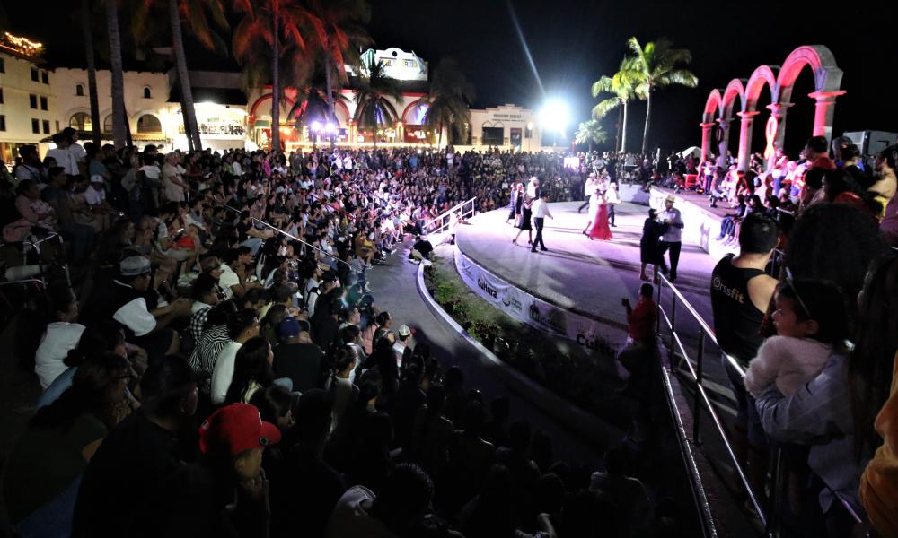 Inolvidable para asistentes el “XI Festival de Danza, Ritmos en el Mundo” del CUCosta