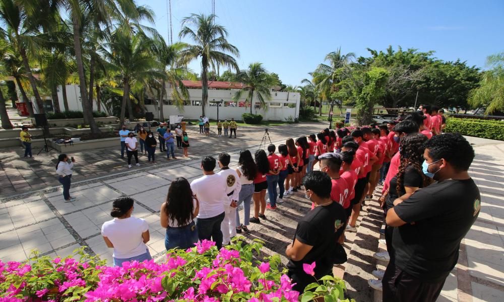 Sale la delegación CUCosta rumbo al Campeonato Intercentros Universitarios 2021