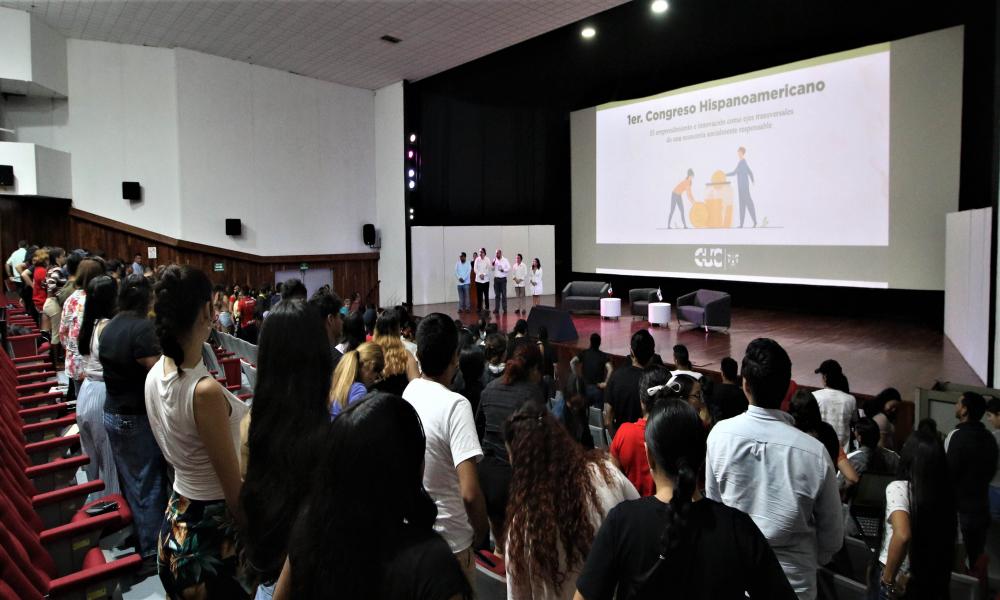 Intercambian experiencias en el 1er. Congreso Hispanoamericano, Cultural Emprendimiento e Innovación