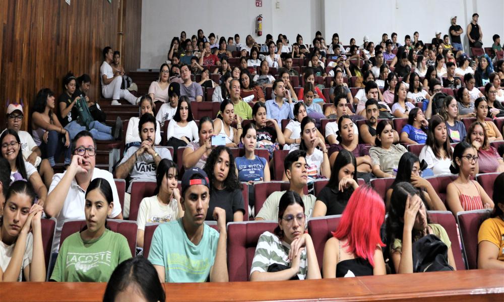 Comparten experiencias reales en el “Foro de Diversidad” realizado en CUCosta
