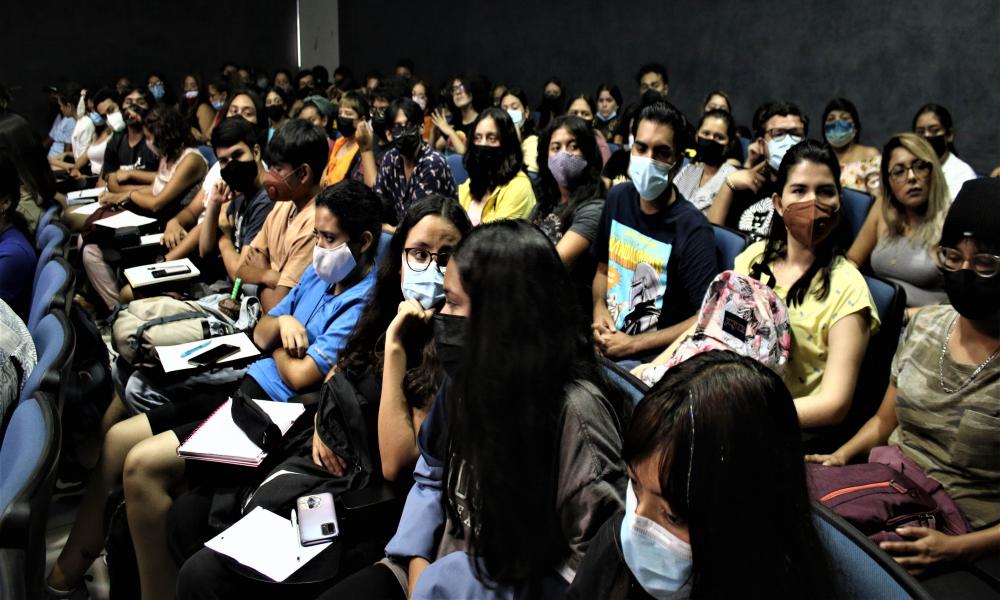 Investigadores del CUCosta deben obtener permisos de pesca para salir al mar