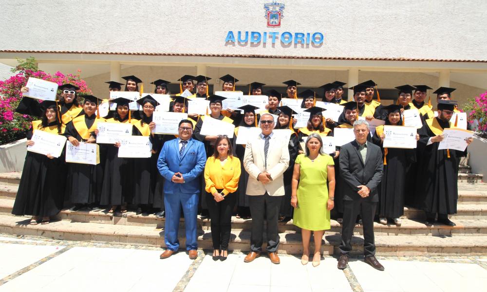 Egresaron 36 estudiantes de las Lic. en Ingeniería en Comunicación Media e Ingeniería en Computación