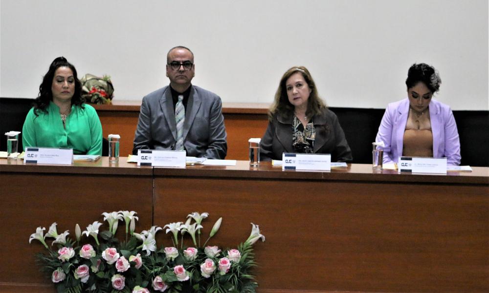 Egresa la XXV Generación de Enfermería, Mtra. Elizabeth Haro Ruiz