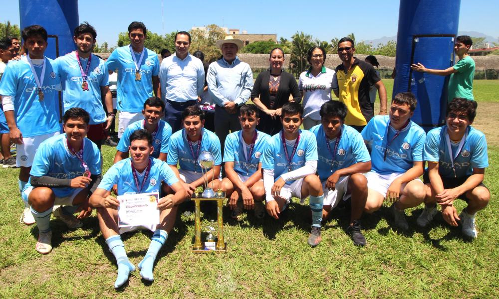 Viven una gran fiesta en la Gran Final de la Liga de Leones Negros 2024 CUCosta