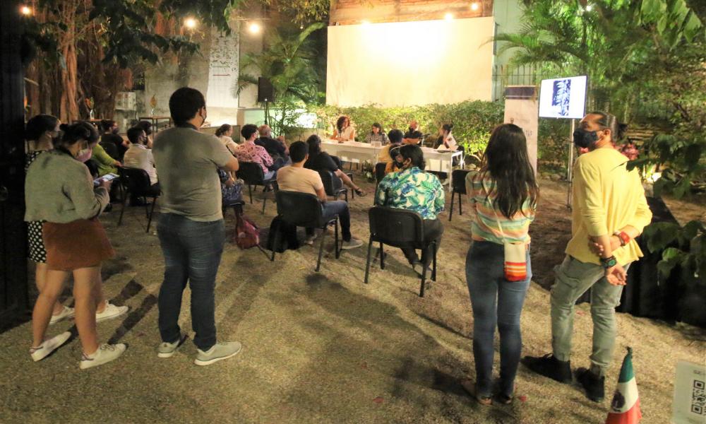 Presentan Revista Digital “Húmeda, Arte, Diseño y Fotografía” del CUCosta