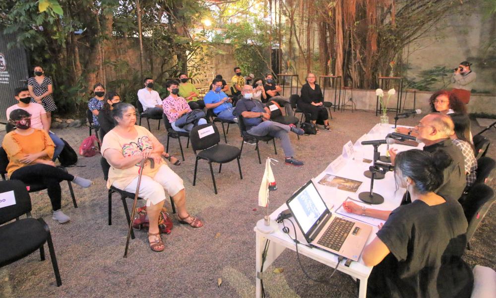 Presentan Revista Digital “Húmeda, Arte, Diseño y Fotografía” del CUCosta